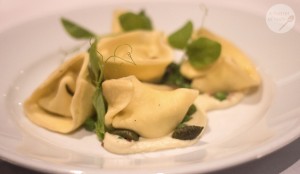 spanner crab tortellini, cauliflower puree, caperberries, peas, shallots & speck spanner crab tortellini, cauliflower puree, caperberries, peas, shallots & speck