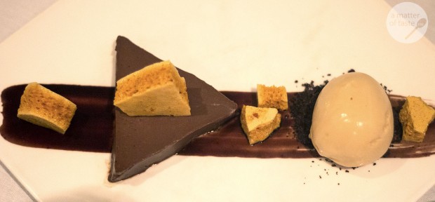 valrhona chocolate delice, honeycomb & caramel ice cream valrhona chocolate delice, honeycomb & caramel ice cream