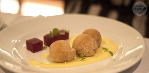cinnamon sugared doughnuts, lemon creme & raspberry jelly cinnamon sugared doughnuts, lemon creme & raspberry jelly